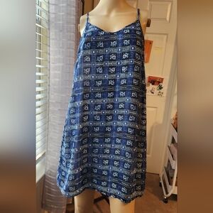 Elegant Blue Patterned Midi Dress